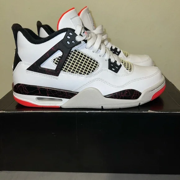 Jordan 4